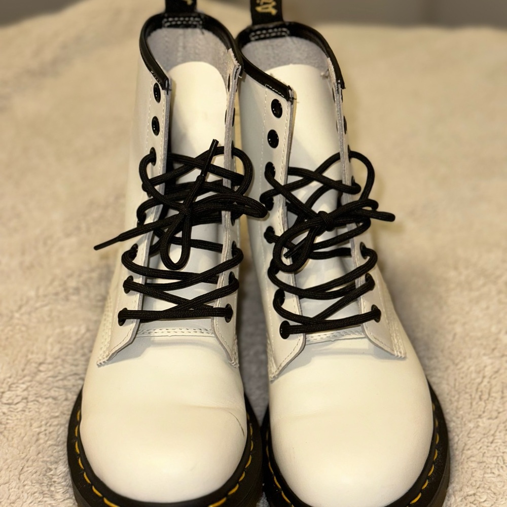 Dr Martens - Picture 2 of 5